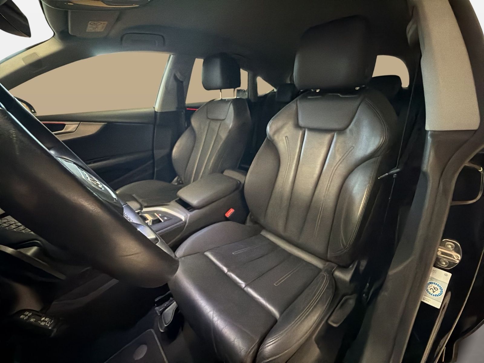 Fahrzeugabbildung Audi A5 Sportback 40 TFSI quattro advanced 2023 (Face