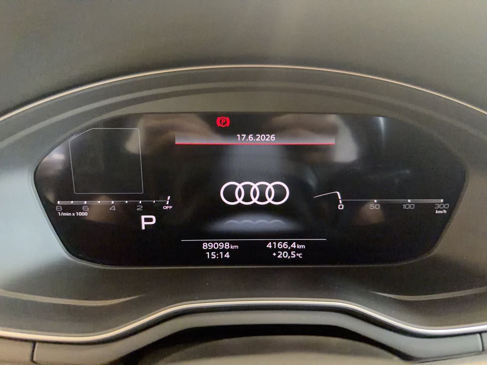 Fahrzeugabbildung Audi A5 Sportback 40 TFSI quattro advanced 2023 (Face