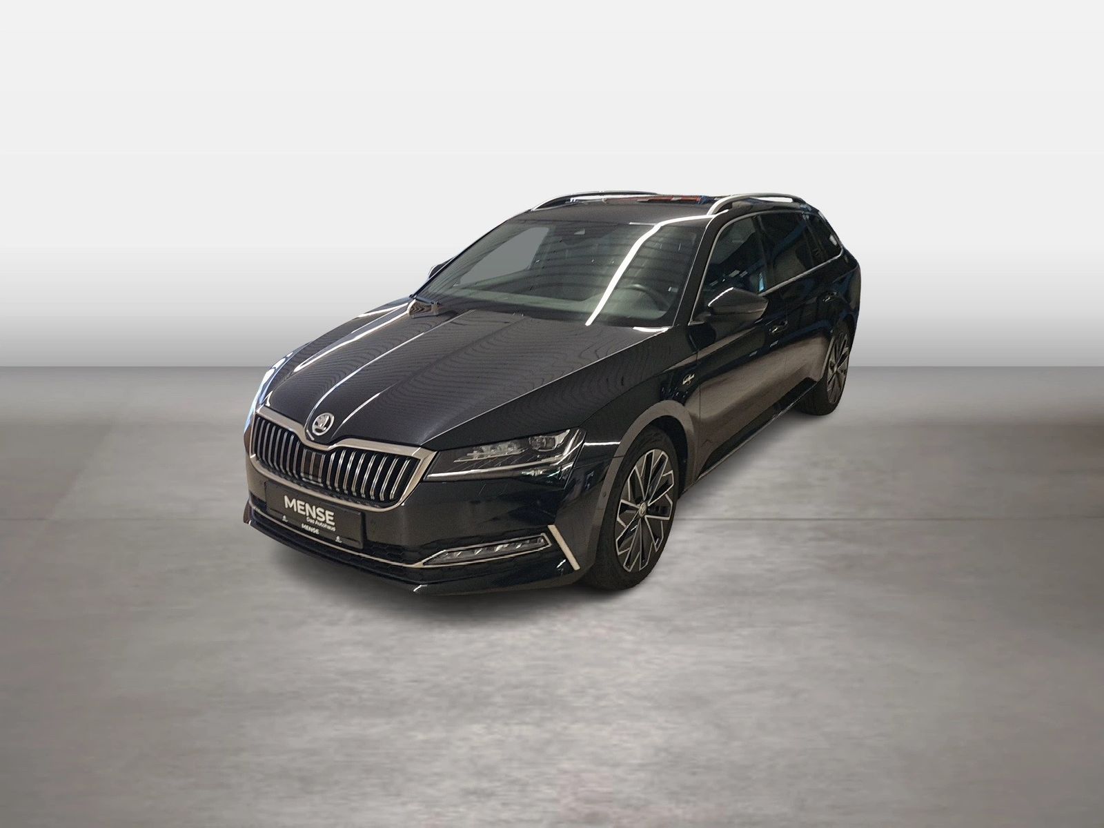 Fahrzeug autohaus mense Fahrzeugabbildung SKODA Superb Combi L&K 2.0l TDI 110kW 7-Gang-DSG AHK 4 - mit KI generiert/bearbeitet
