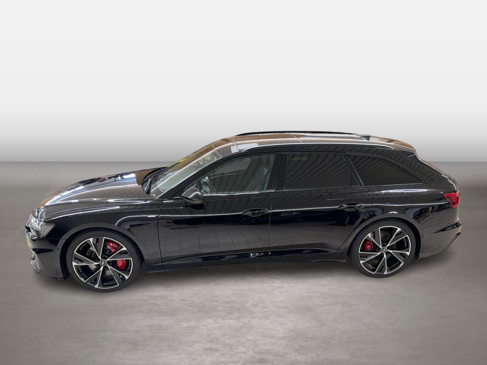 Fahrzeugabbildung Audi A6 Avant 55 TFSI e quattro sport 2022 Matrix B&O