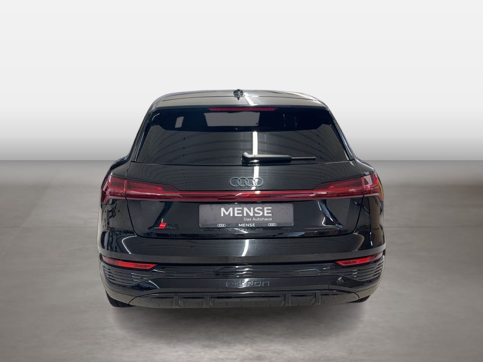 Fahrzeugabbildung Audi Q8 e-tron 50 quattro S line 2025 Matrix AHK HUD