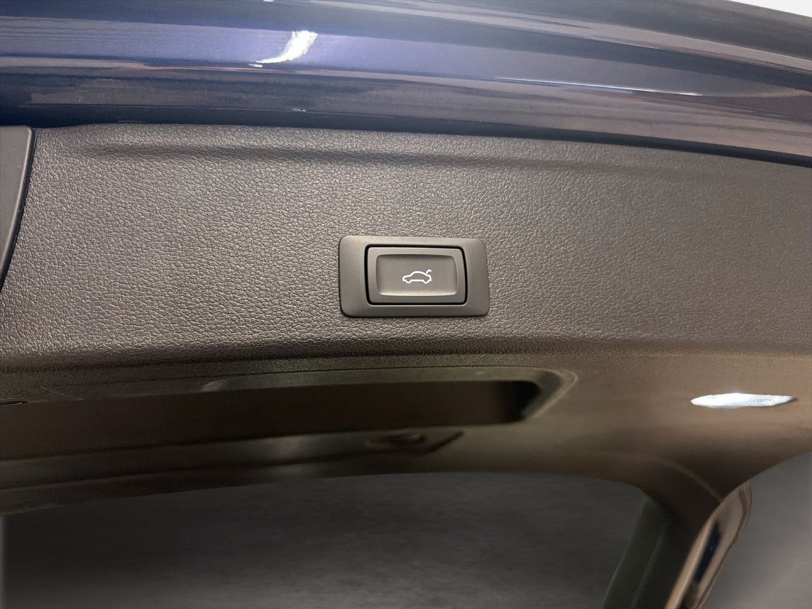 Fahrzeug autohaus mense Fahrzeugabbildung Audi A4 Avant 40 TDI quattro S line 2023 (Facelift)