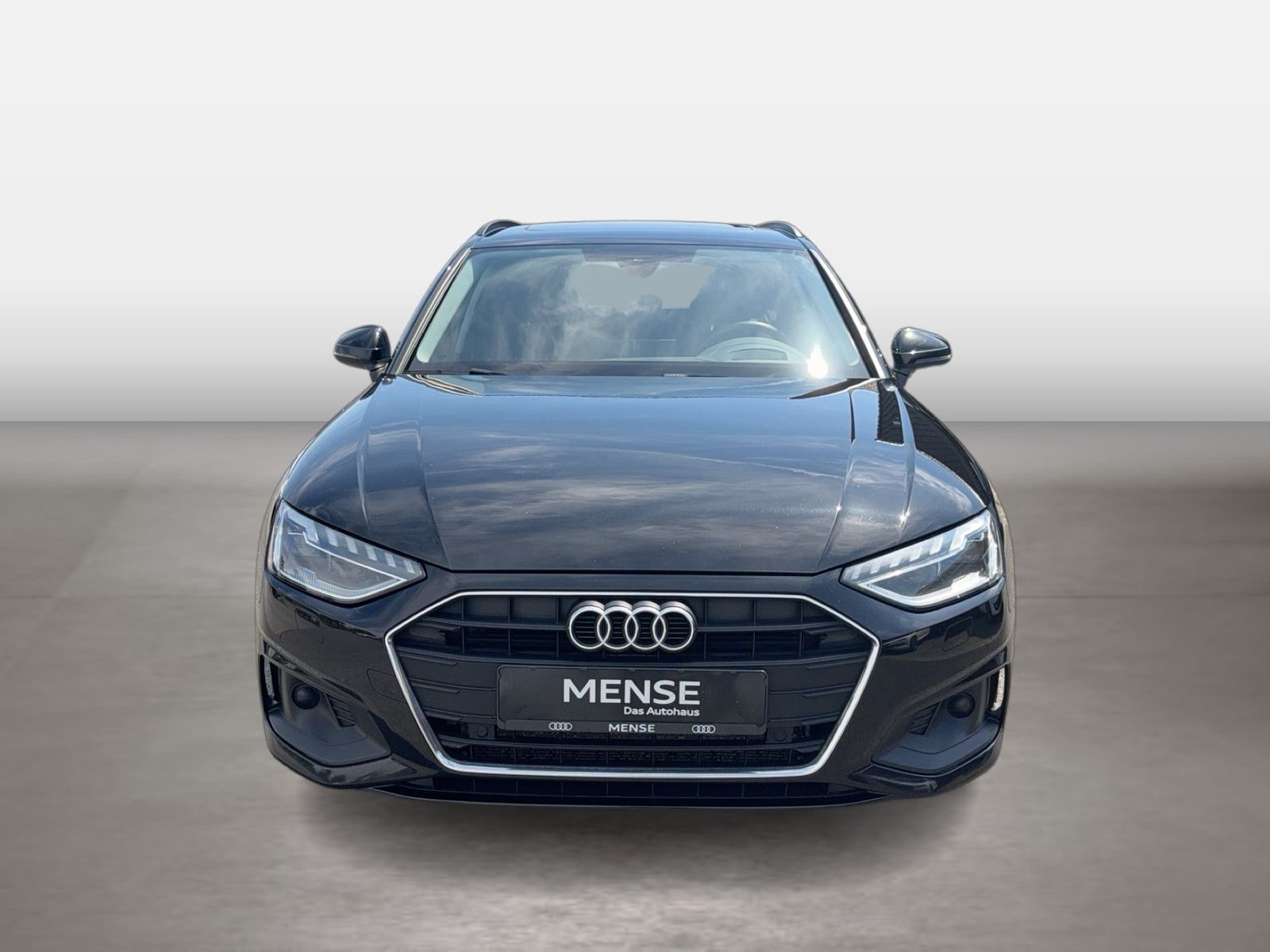 Fahrzeug autohaus mense Fahrzeugabbildung Audi A4 Avant 40 TDI S tronic Matrix AHK HUD - mit KI generiert/bearbeitet