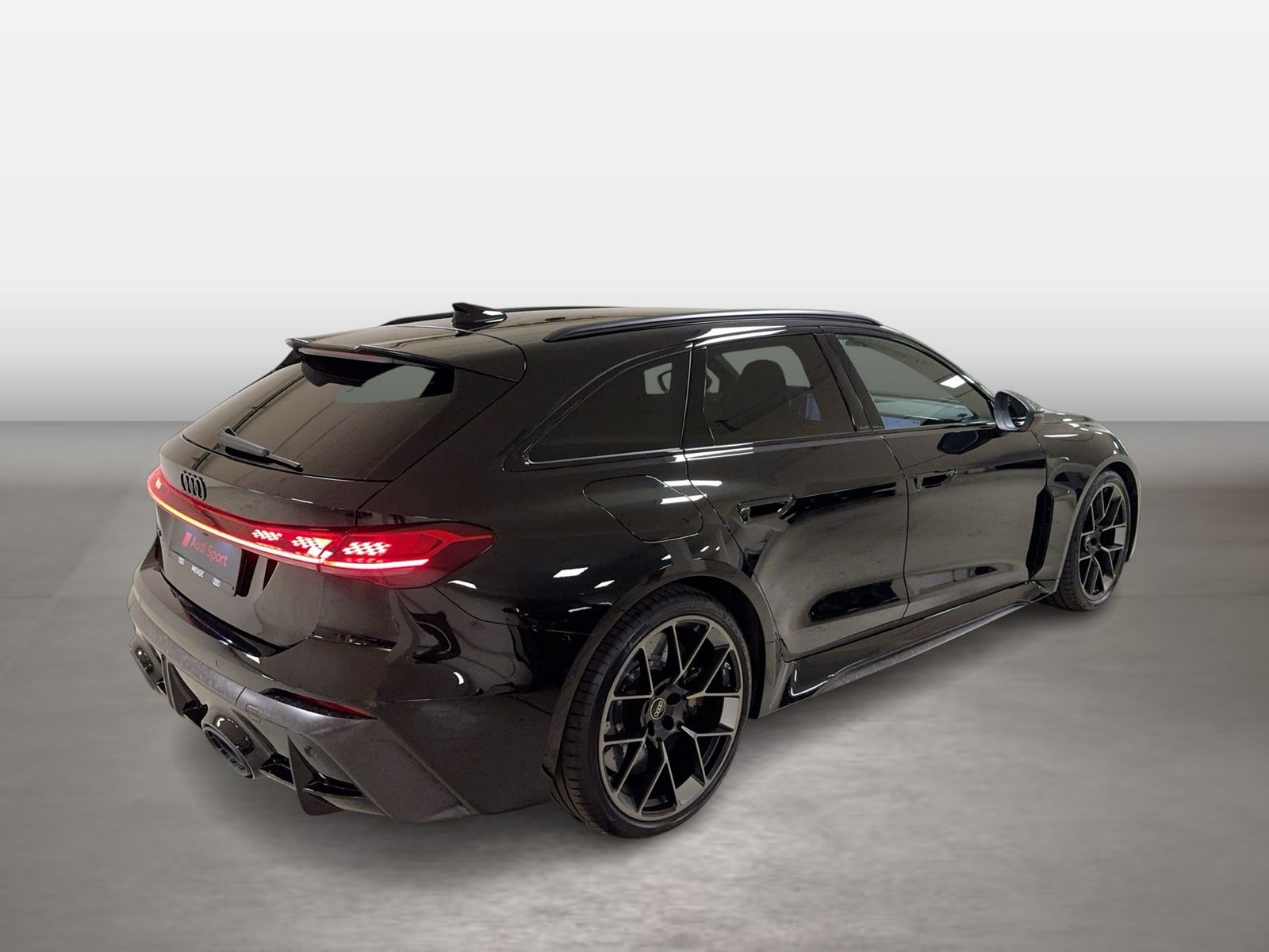 Fahrzeugabbildung Audi RS 5 Avant 470 kW tiptronic Keramik AudiSport AH