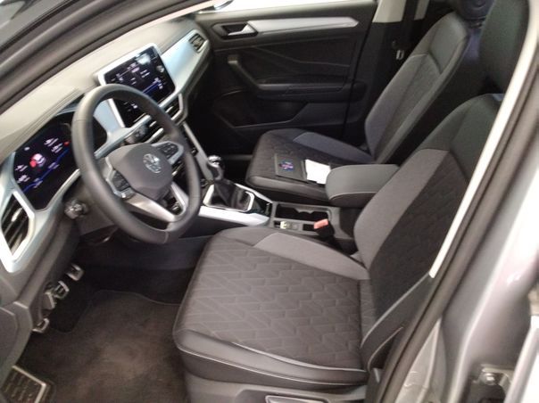 Fahrzeugabbildung Volkswagen T-Roc 1.0TSI Life Goal CarPlay ACC LED Navi PDC
