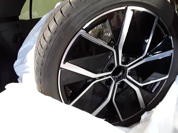 Fahrzeug autohaus mense Fahrzeugabbildung Volkswagen Golf VIII 1.5 eTSI DSG Style Edition 50 IQ.Light