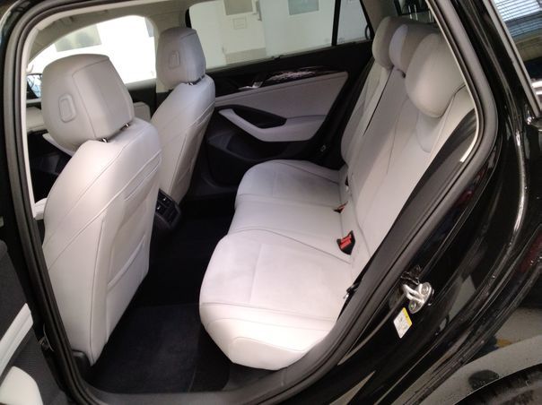 Fahrzeugabbildung Volkswagen Passat Variant 2.0 TDI DSG Business CarPlay ACC
