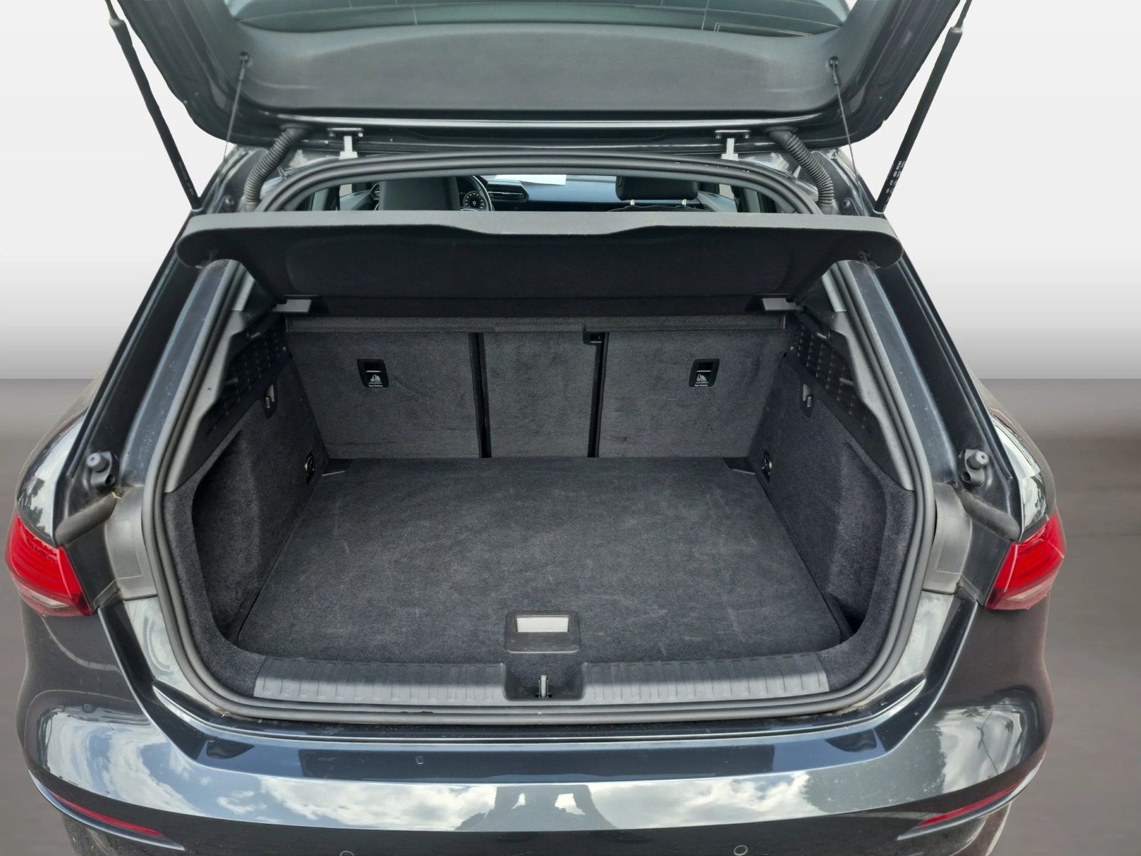 Fahrzeug autohaus mense Fahrzeugabbildung Audi A3 Sportback 30 TFSI 2024 Navi VirtualCP Kamera