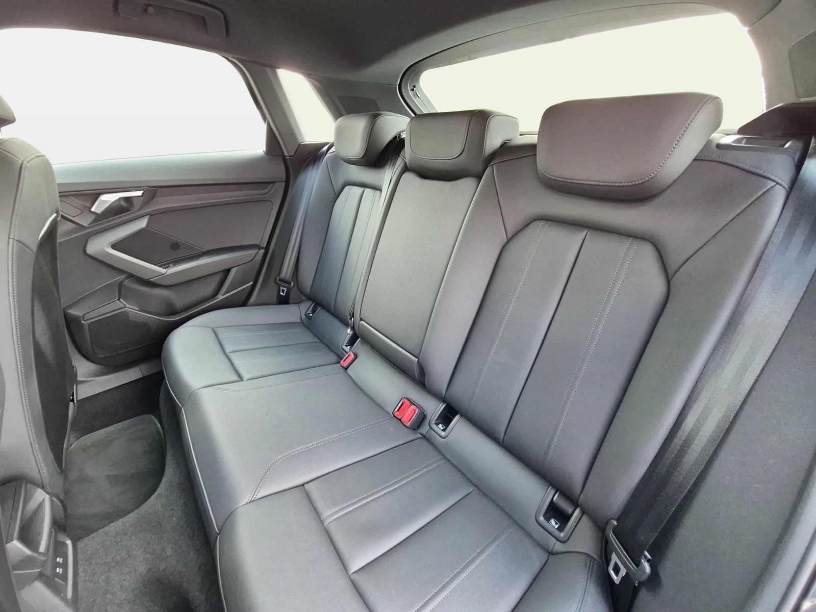 Fahrzeug autohaus mense Fahrzeugabbildung Audi A3 Sportback 30 TFSI 2024 Navi VirtualCP Kamera