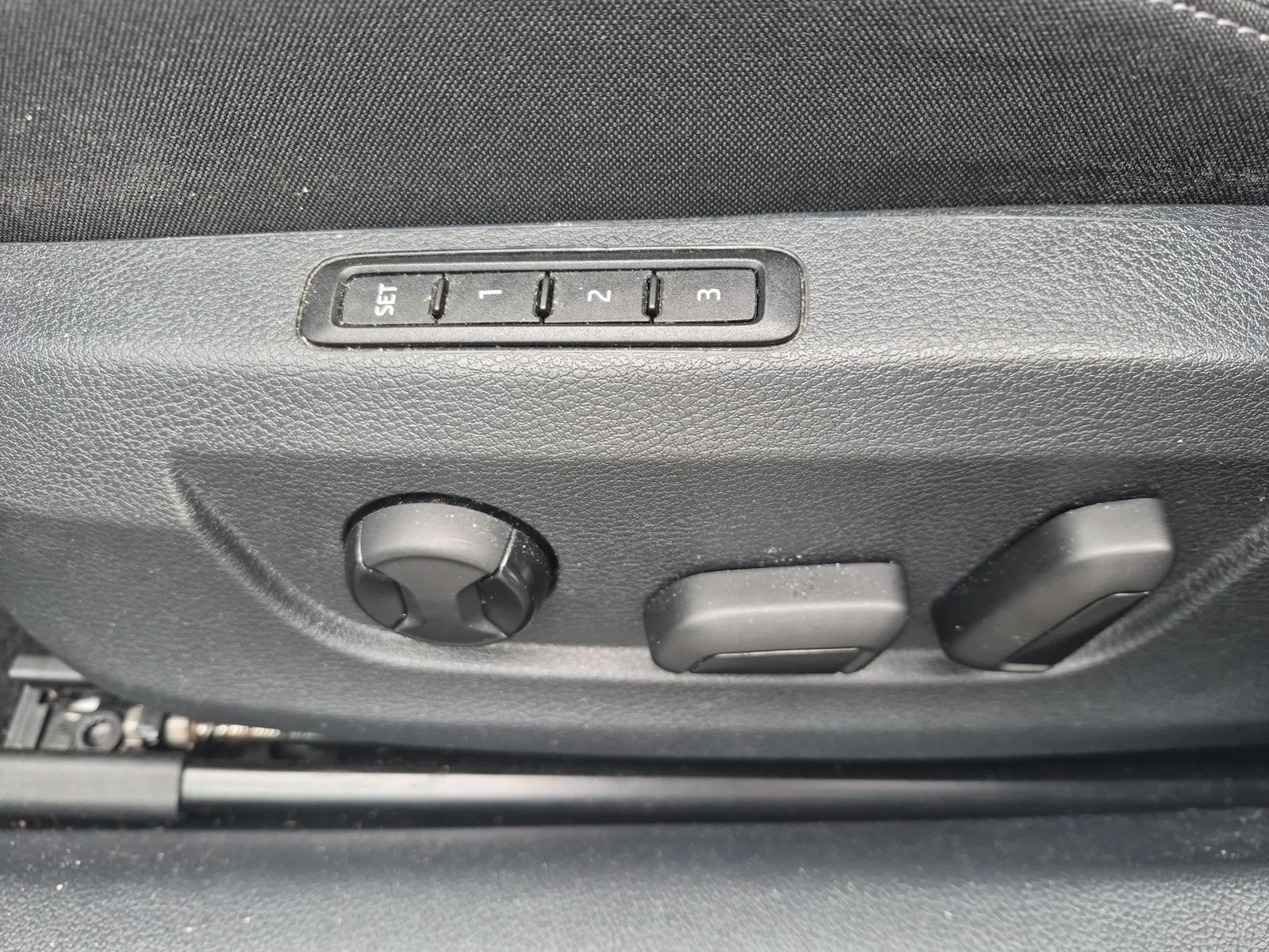 Fahrzeug autohaus mense Fahrzeugabbildung SKODA Superb Combi 2.0 TDI DSG Style |Pano|ACC|LED|LM