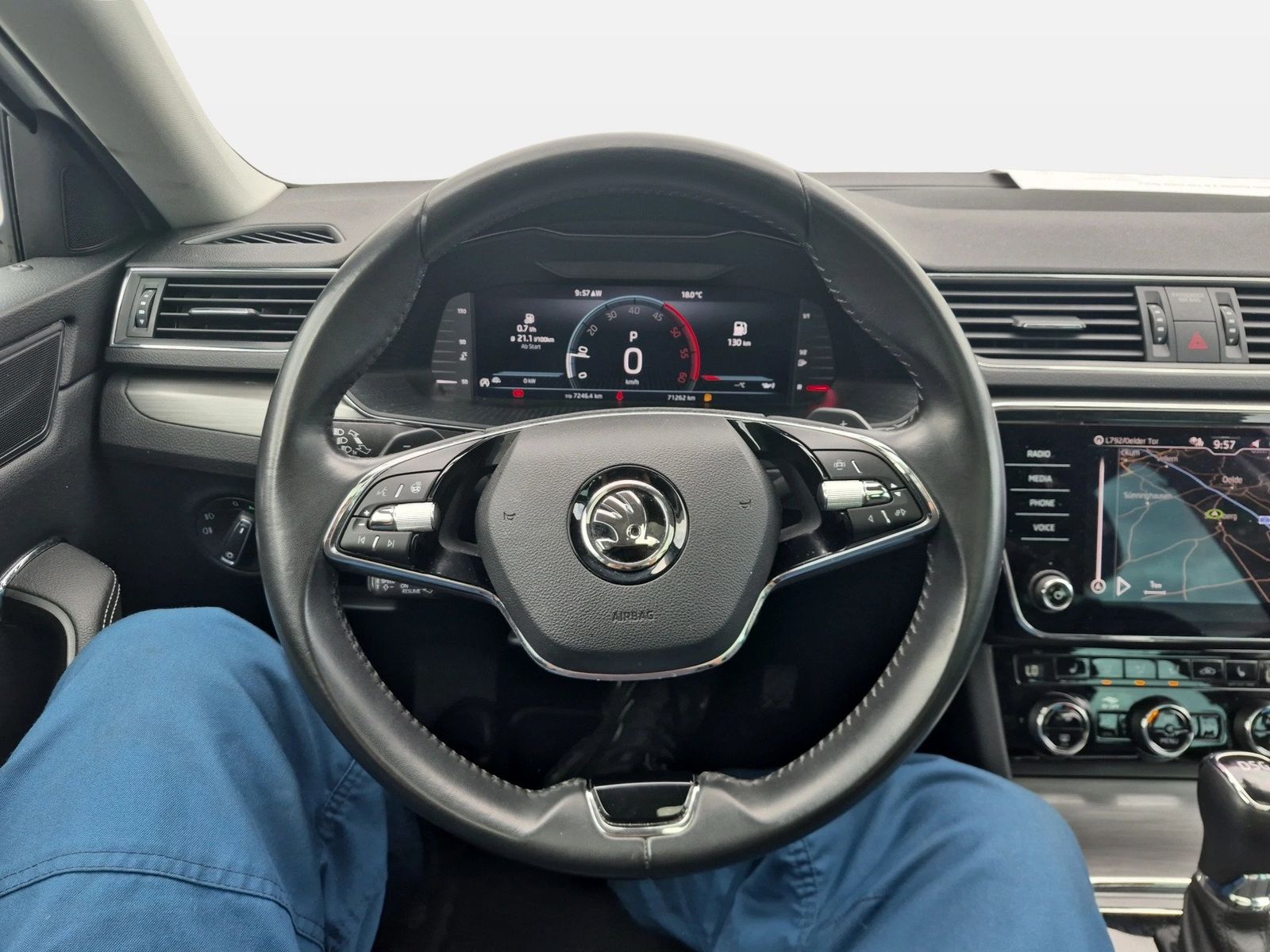 Fahrzeug autohaus mense Fahrzeugabbildung SKODA Superb Combi 2.0 TDI DSG Style |Pano|ACC|LED|LM