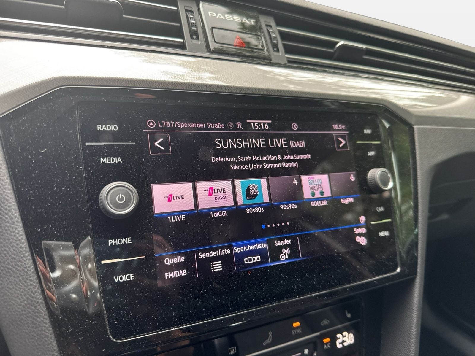 Fahrzeugabbildung Volkswagen Passat Variant 2.0 TDI DSG Business CarPlay
