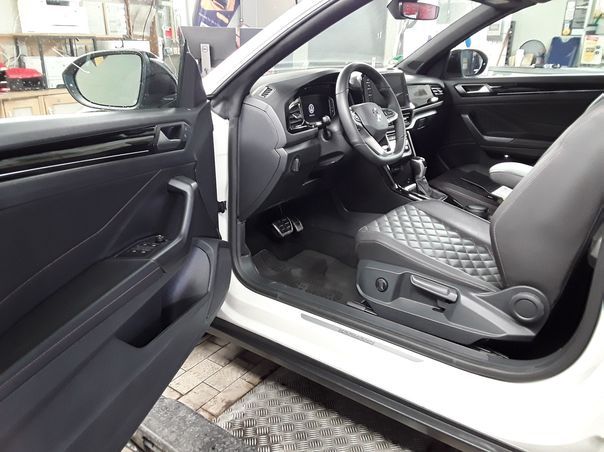 Fahrzeug autohaus mense Fahrzeugabbildung Volkswagen T-Roc Cabriolet 1.5TSI DSG R-Line Karmann Editio