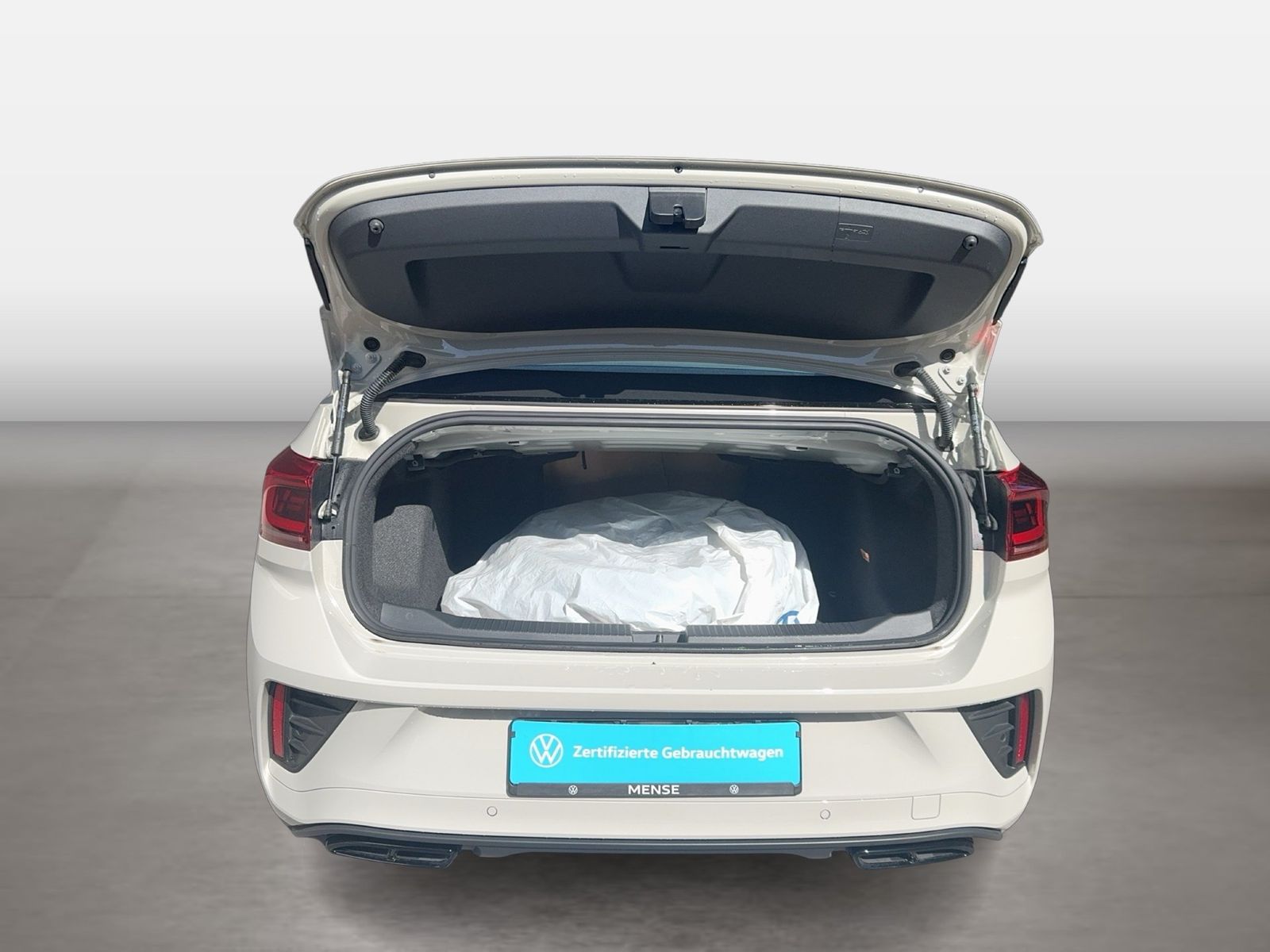 Fahrzeugabbildung Volkswagen T-Roc Cabriolet 1.5 TSI DSG R-Line Karmann Editi