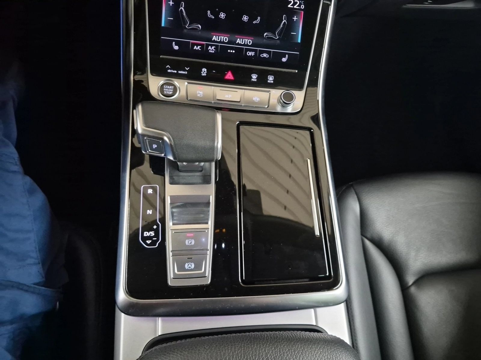 Fahrzeug autohaus mense Fahrzeugabbildung Audi Q8 55 TFSI quattro tiptronic Luft 4xSHZG ACC LED