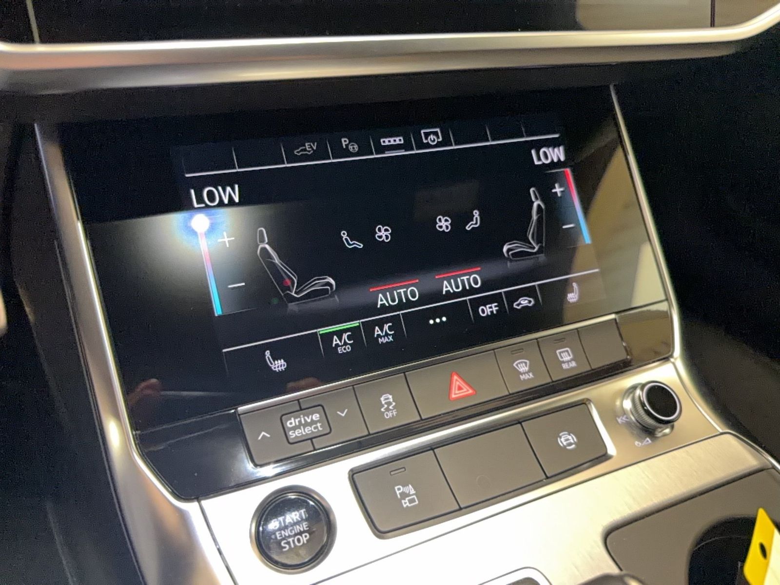 Fahrzeug autohaus mense Fahrzeugabbildung Audi A6 Avant 50 TFSI e quattro sport 2022 Matrix AHK