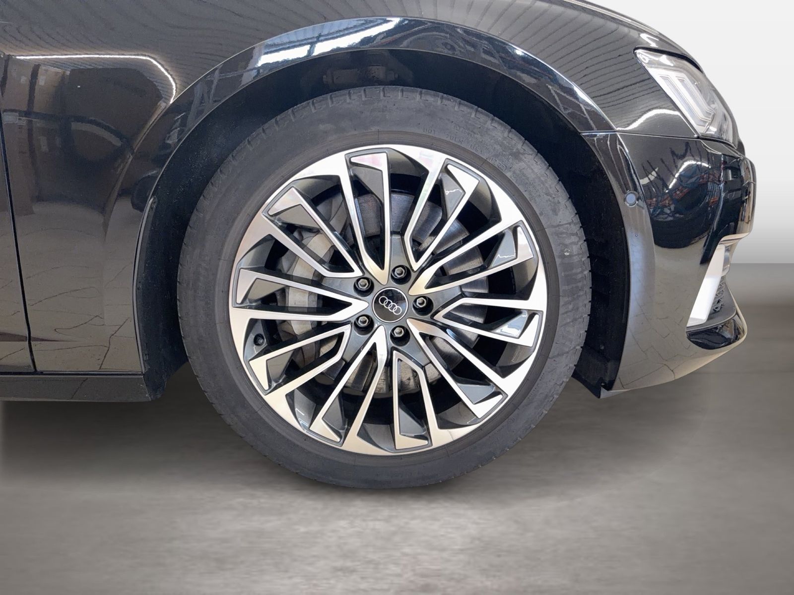 Fahrzeug autohaus mense Fahrzeugabbildung Audi A6 Avant 50 TFSI e quattro sport 2022 Matrix AHK