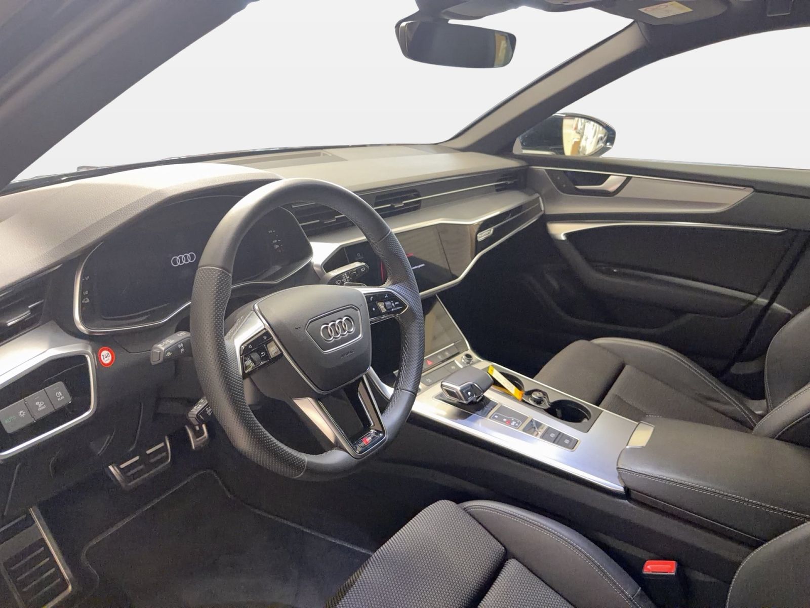 Fahrzeug autohaus mense Fahrzeugabbildung Audi A6 Avant 50 TFSI e quattro sport 2022 Matrix AHK