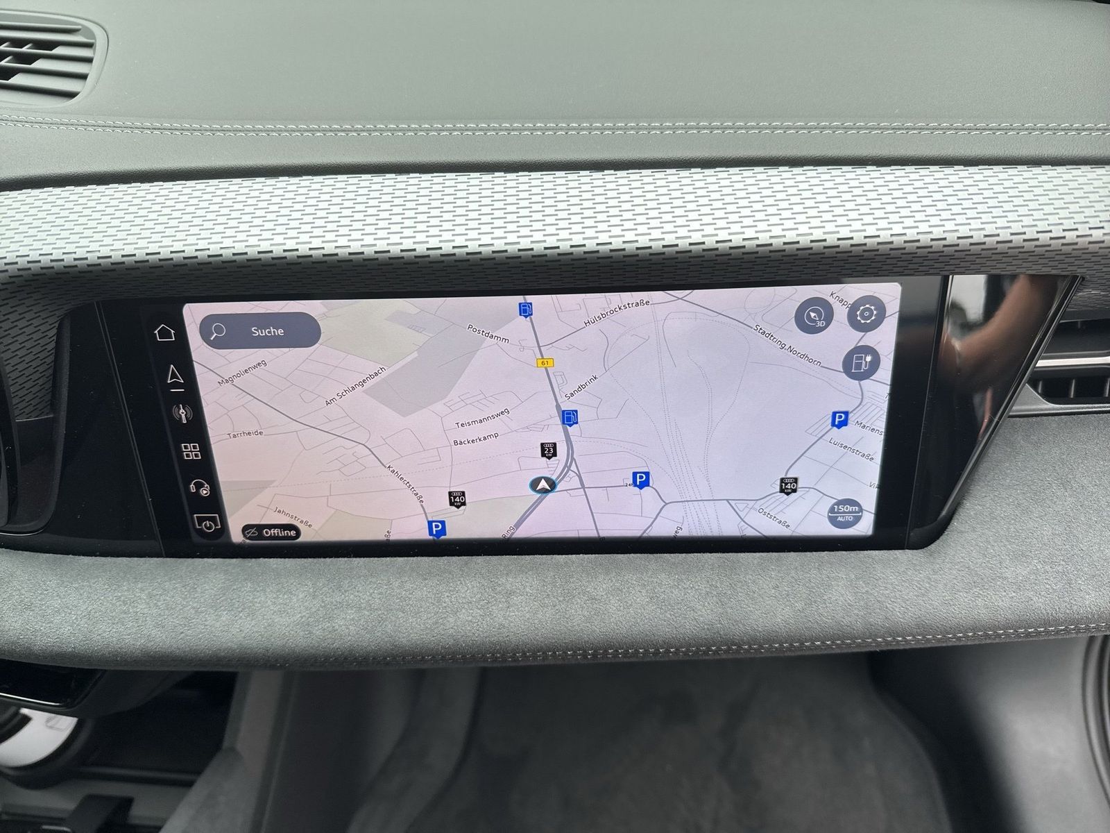 Fahrzeugabbildung Audi A6 Avant e-tron quattro 315 kW Matrix - mit KI generiert/bearbeitet
