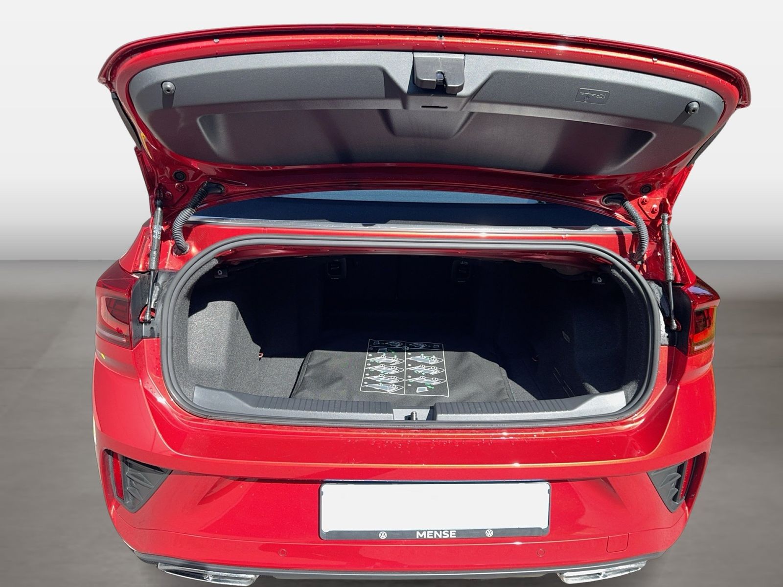 Fahrzeugabbildung Volkswagen T-Roc Cabriolet 1.5 TSI R-Line IQ.Light Matrix - mit KI generiert/bearbeitet