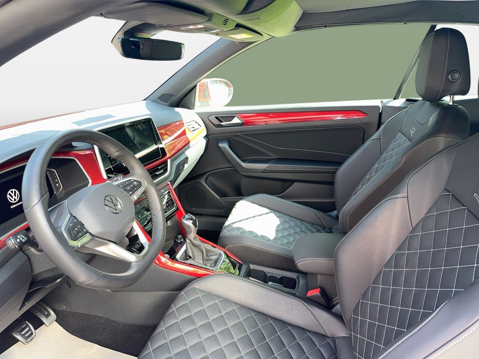 Fahrzeugabbildung Volkswagen T-Roc Cabriolet 1.5 TSI R-Line IQ.Light Matrix - mit KI generiert/bearbeitet