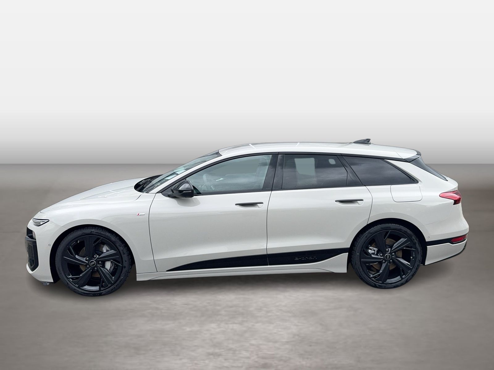 Fahrzeugabbildung Audi A6 Avant S line business e-tron quattro 315 kW - mit KI generiert/bearbeitet