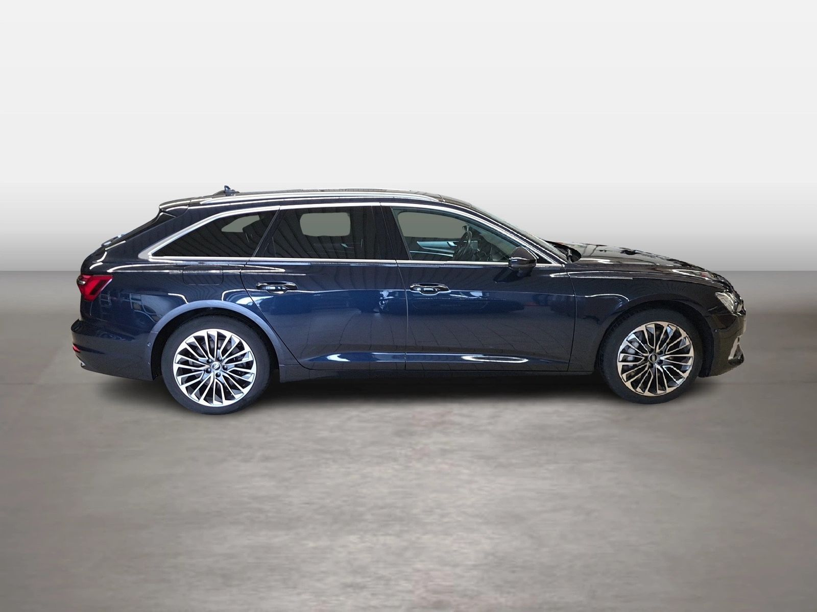 Fahrzeugabbildung Audi A6 Avant 50 TFSI e quattro Matrix AHK - mit KI generiert/bearbeitet