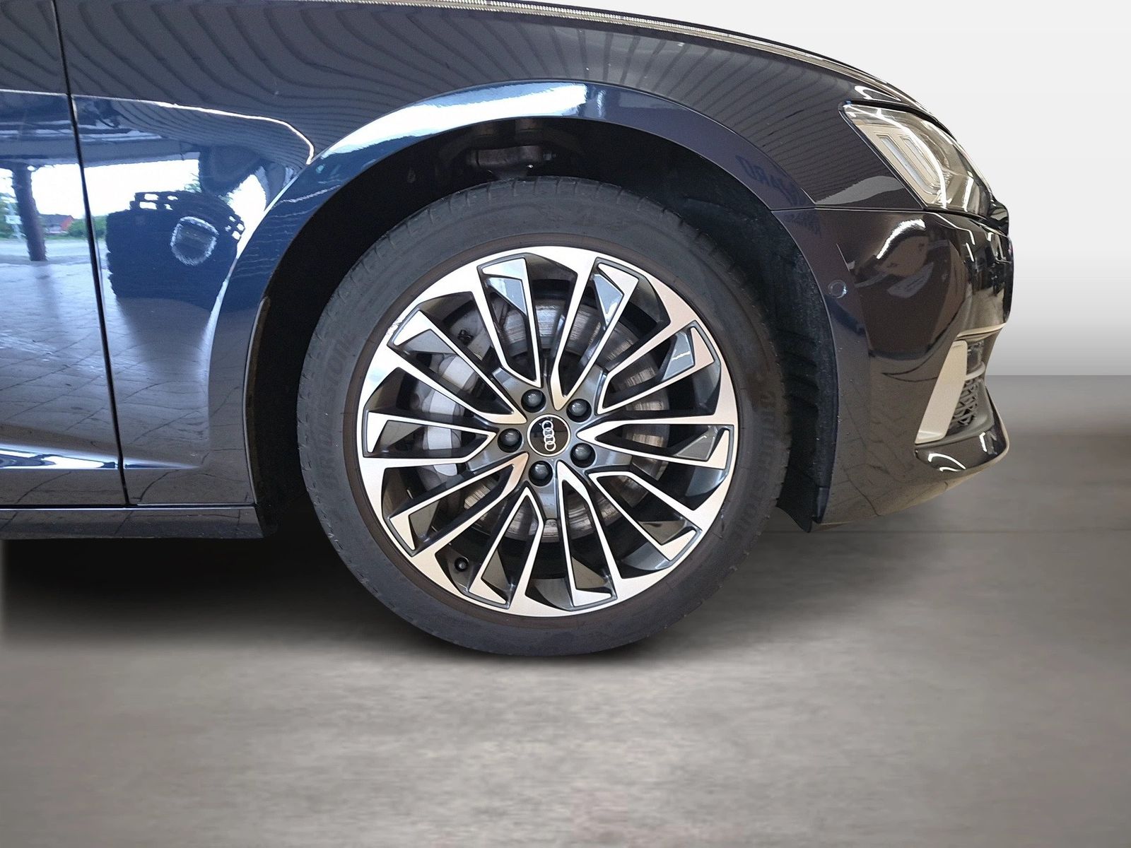Fahrzeugabbildung Audi A6 Avant 50 TFSI e quattro Matrix AHK - mit KI generiert/bearbeitet