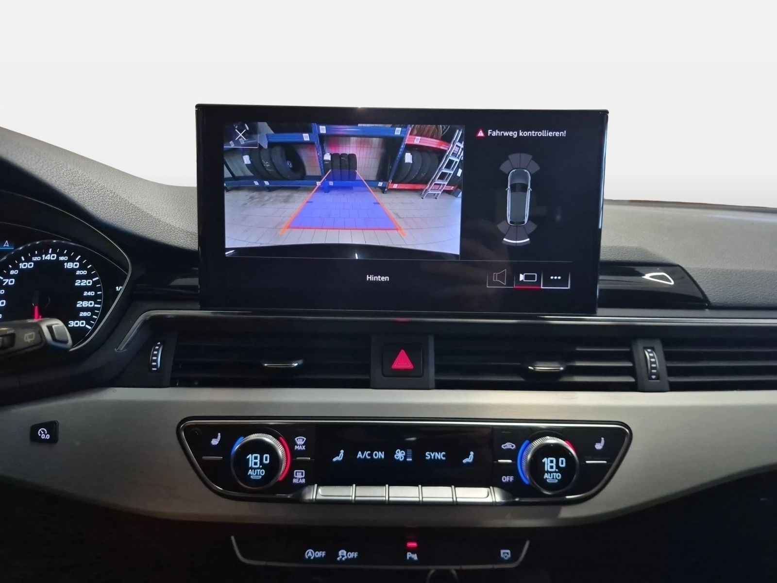Fahrzeugabbildung Audi A4 Avant 35 TDI S tronic S line ACC Navi Kamera - mit KI generiert/bearbeitet
