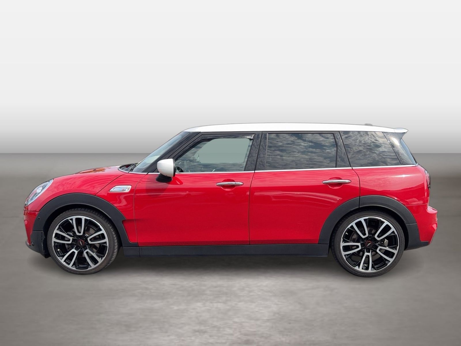 Fahrzeugabbildung MINI Cooper S Clubman All 4 AHK HUD Navi Facelift PDC - mit KI generiert/bearbeitet