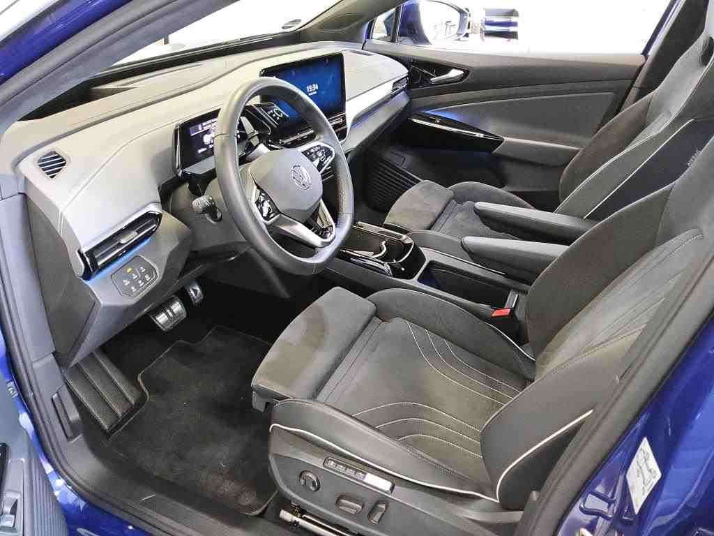 Fahrzeugabbildung Volkswagen ID.4 Pro 4-motion electric IQ.Light Matrix HUD