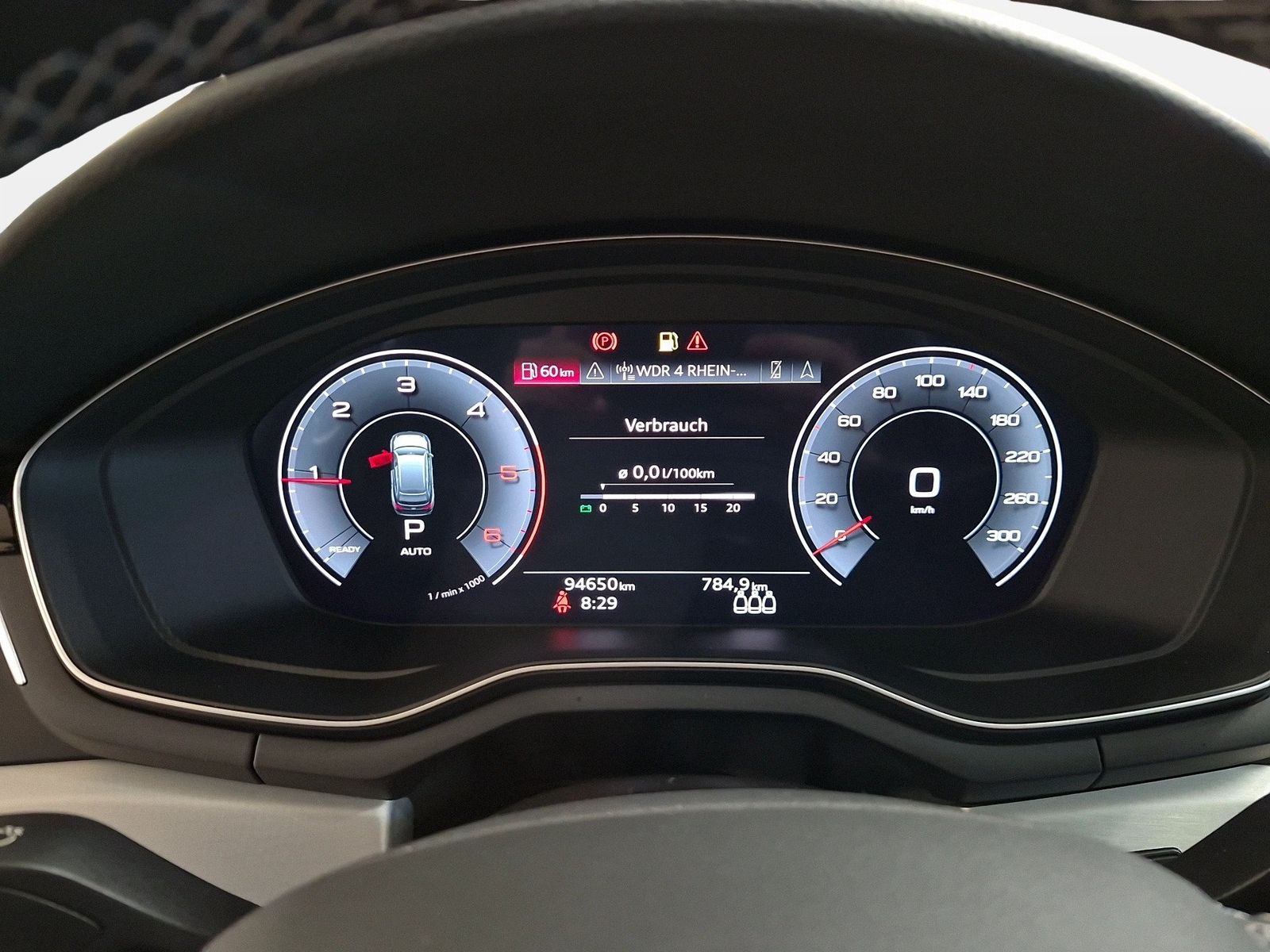 Fahrzeug autohaus mense Fahrzeugabbildung Audi A4 Avant 40 TDI quattro S tronic S line Matrix P - mit KI generiert/bearbeitet