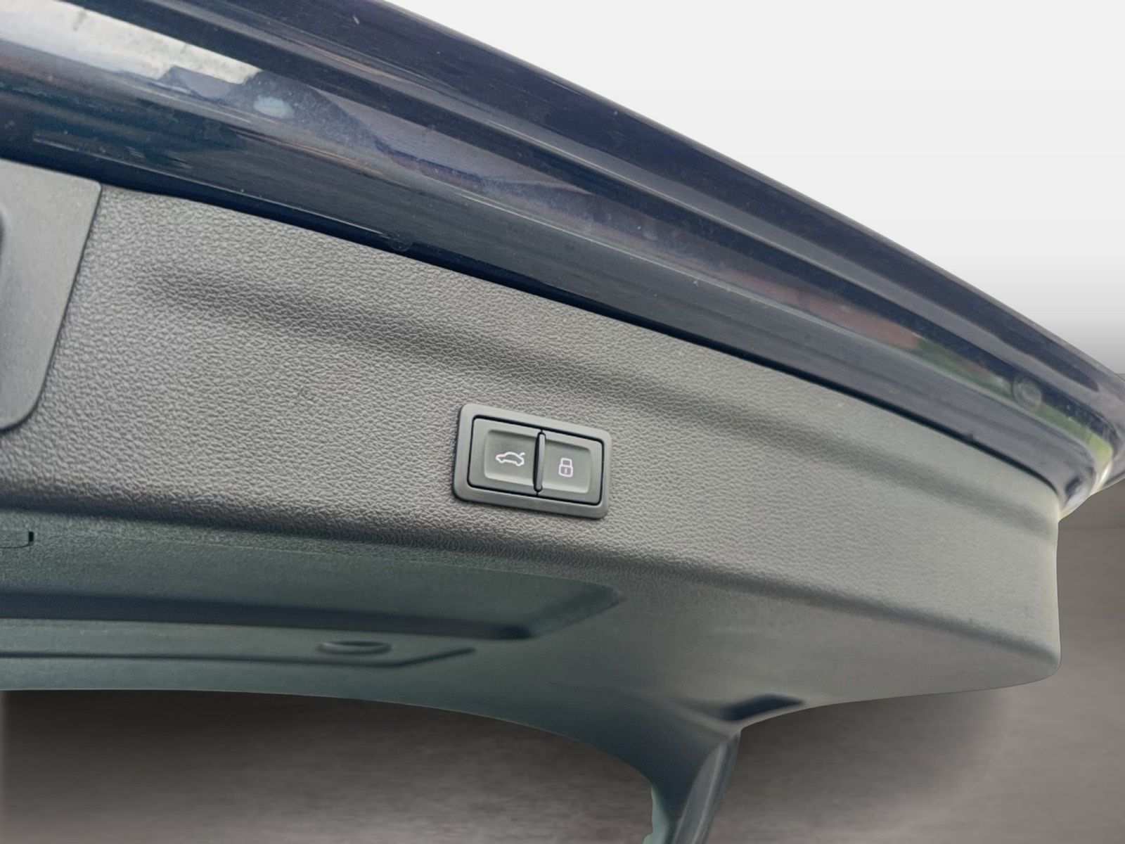 Fahrzeug autohaus mense Fahrzeugabbildung Audi A6 allroad 55 TDI quattro tiptronic AHK Luft ACC - mit KI generiert/bearbeitet