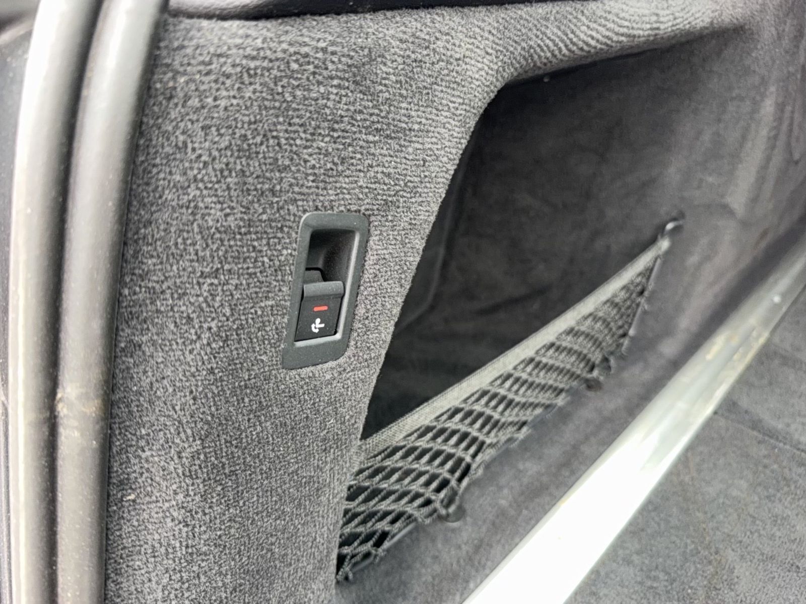 Fahrzeug autohaus mense Fahrzeugabbildung Audi A6 allroad 55 TDI quattro tiptronic AHK Luft ACC - mit KI generiert/bearbeitet