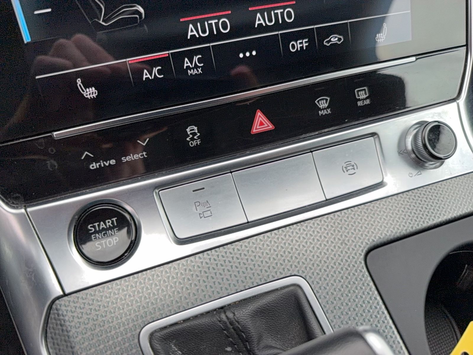 Fahrzeug autohaus mense Fahrzeugabbildung Audi A6 allroad 55 TDI quattro tiptronic AHK Luft ACC - mit KI generiert/bearbeitet