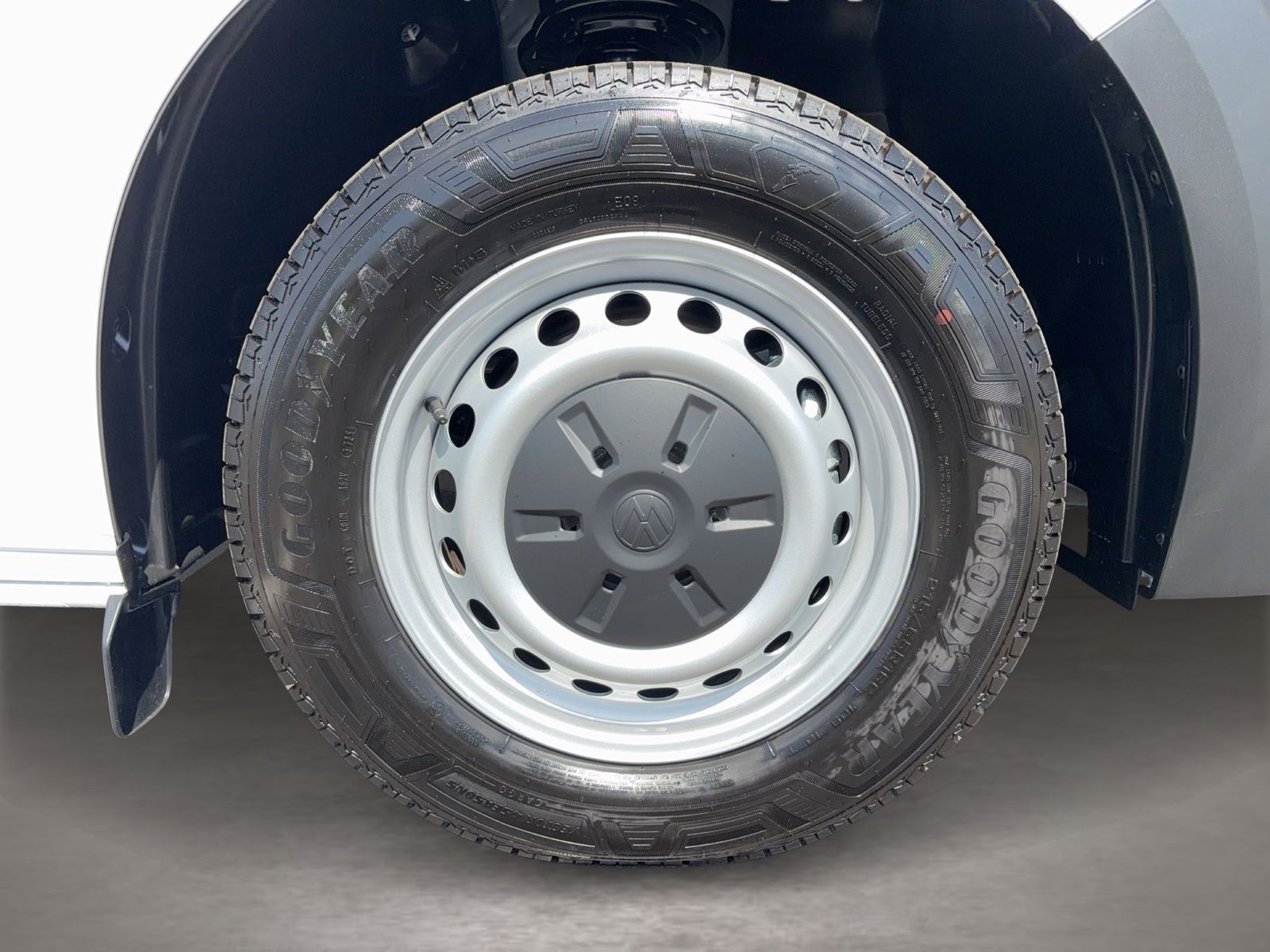 Fahrzeug autohaus mense Fahrzeugabbildung Volkswagen NFZ Transporter Kombi Motor: 2.0 l TDI 81 kW 6-G