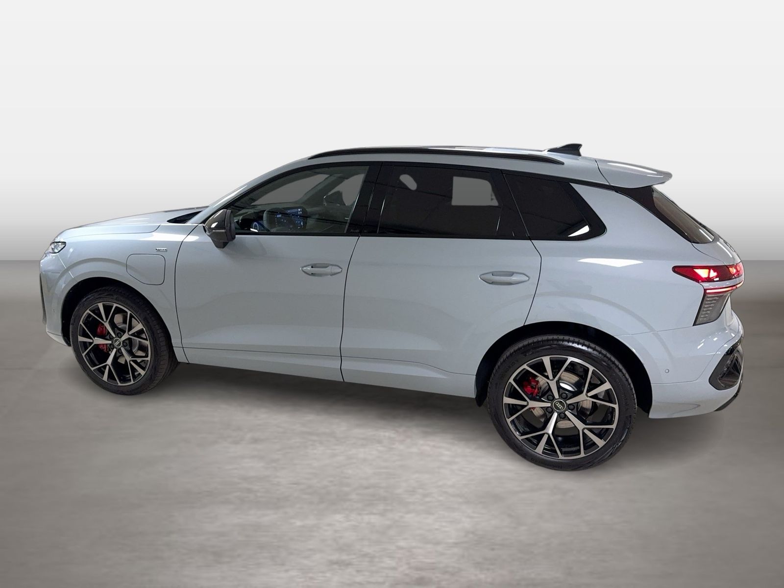Fahrzeugabbildung Audi Q3 SUV e-hybrid 200 kW S tronic Matrix CarPlay S