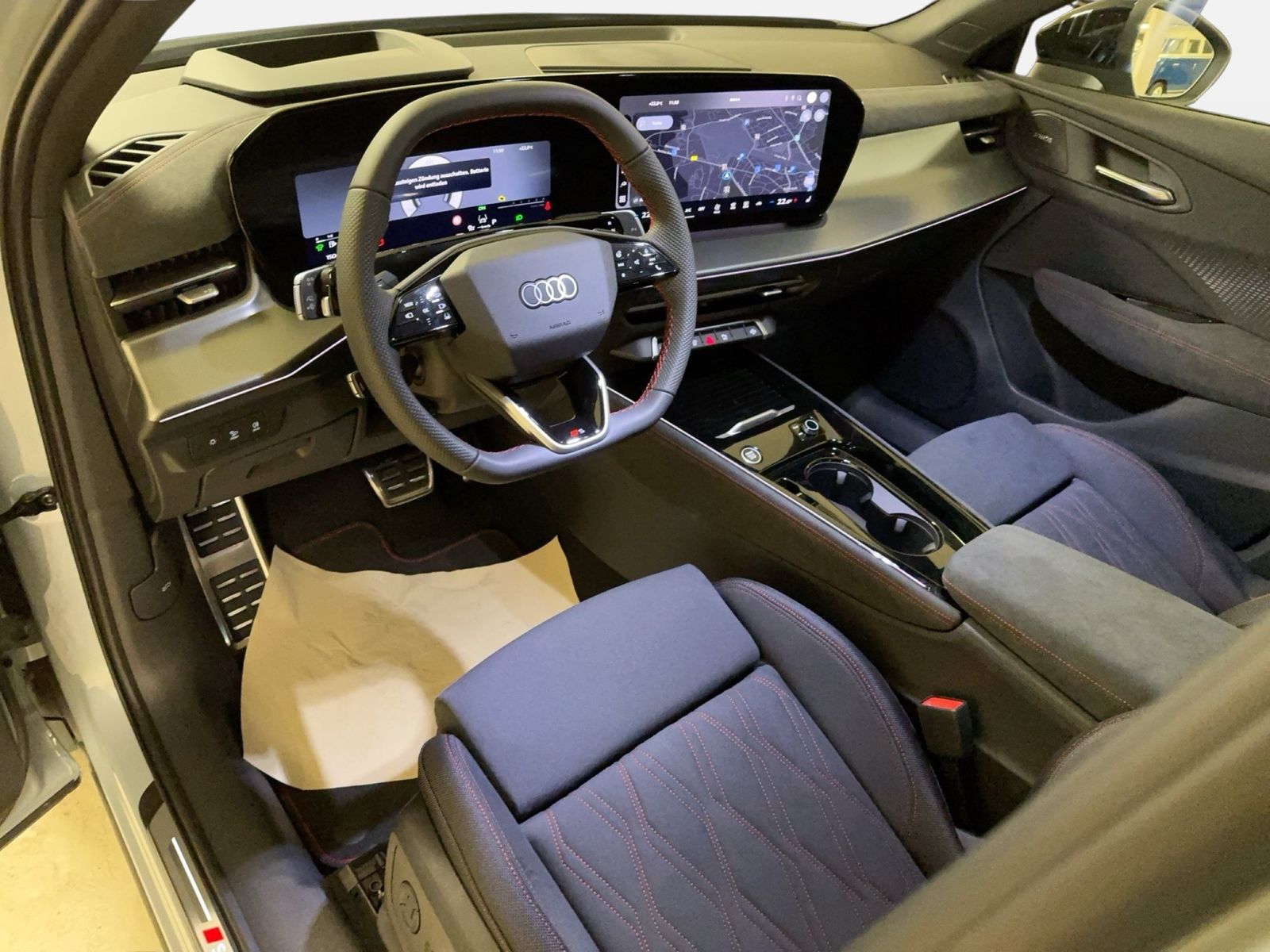 Fahrzeugabbildung Audi Q3 SUV e-hybrid 200 kW S tronic Matrix CarPlay S