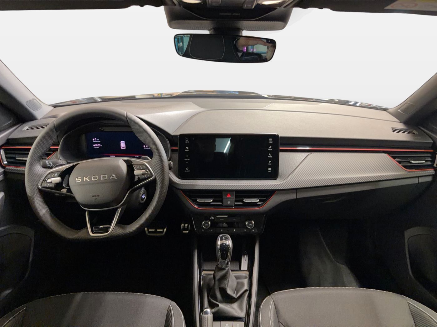 Fahrzeugabbildung SKODA Kamiq 1.5 TSI Monte Carlo Matrix AHK Pano SD ACC - mit KI generiert/bearbeitet