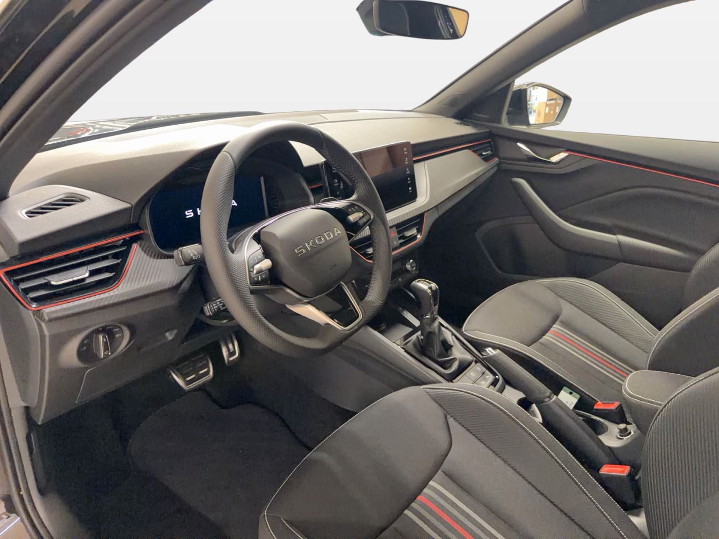 Fahrzeugabbildung SKODA Kamiq 1.5 TSI Monte Carlo Matrix AHK Pano SD ACC - mit KI generiert/bearbeitet