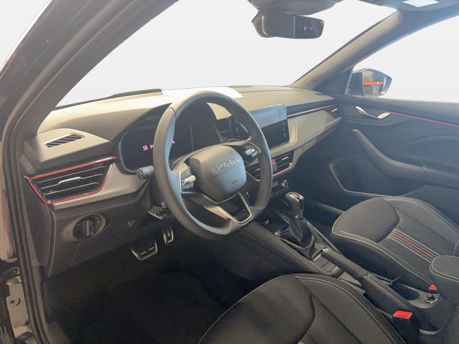 Fahrzeugabbildung SKODA Kamiq 1.5 TSI Monte Carlo Matrix AHK Pano SD ACC - mit KI generiert/bearbeitet