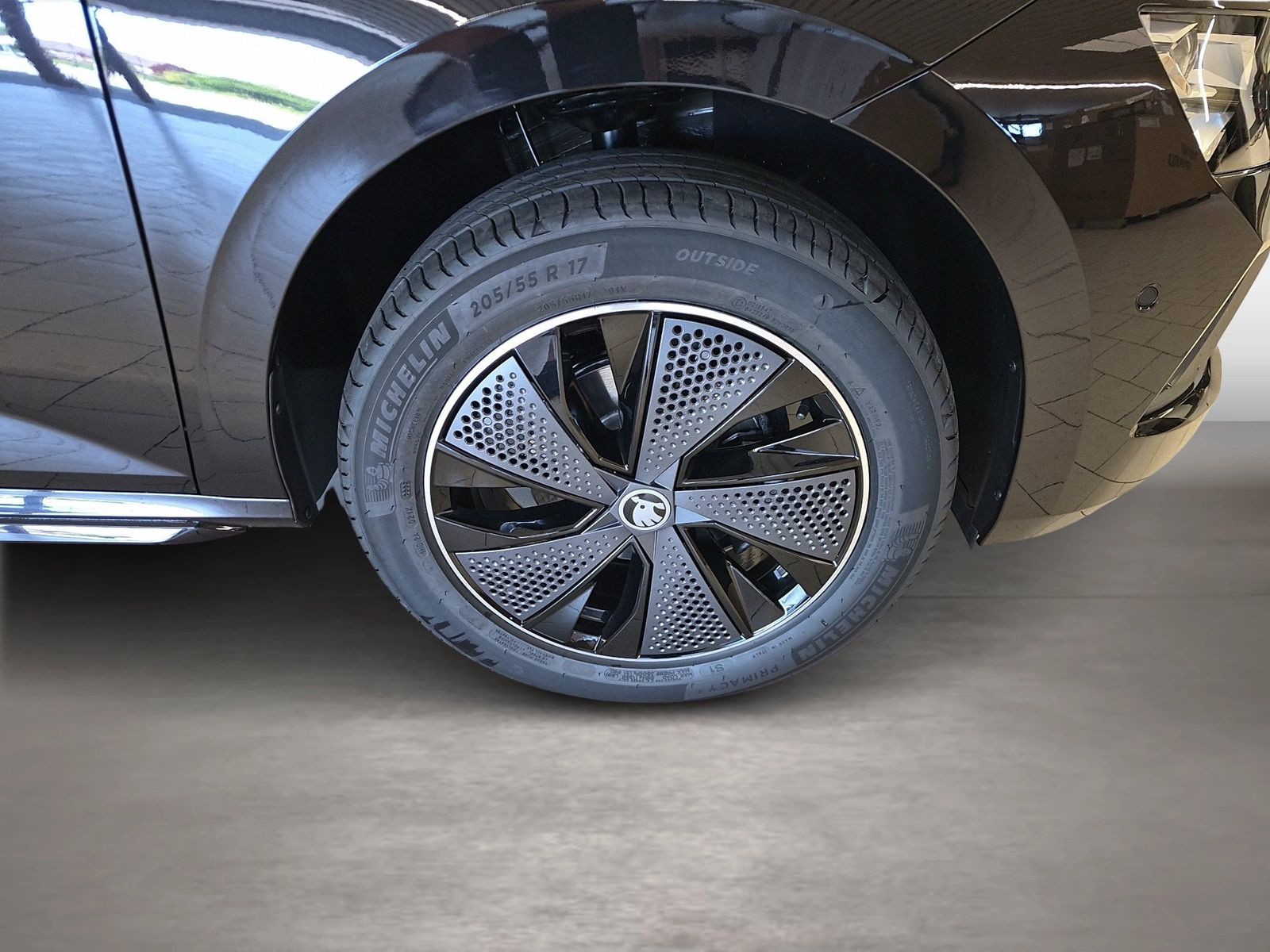 Fahrzeug autohaus mense Fahrzeugabbildung SKODA Kamiq 1.5 TSI Monte Carlo Matrix Pano SD LED PDC - mit KI generiert/bearbeitet