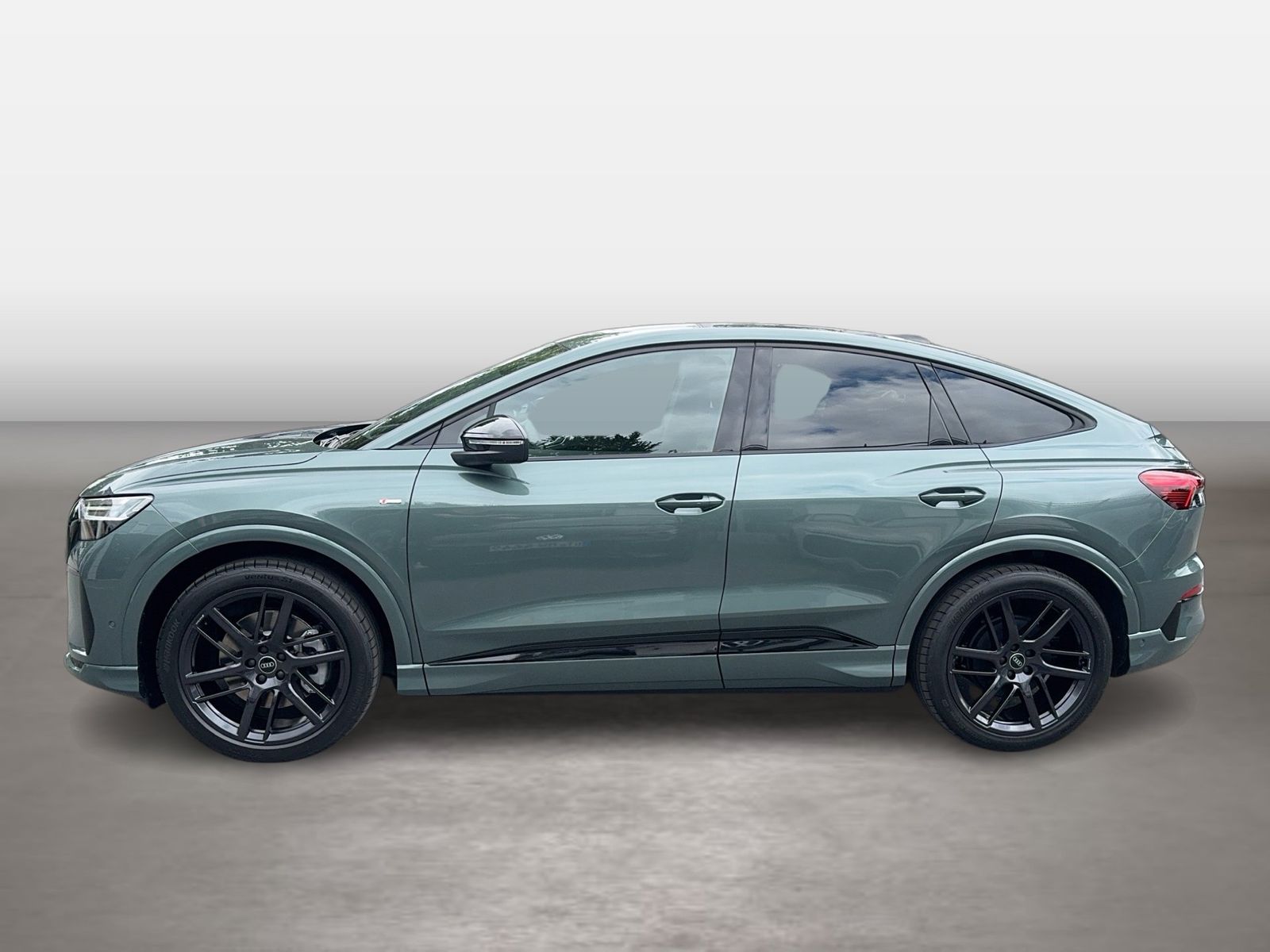 Fahrzeugabbildung Audi Q4 Sportback e-tron quattro performance 250 kW