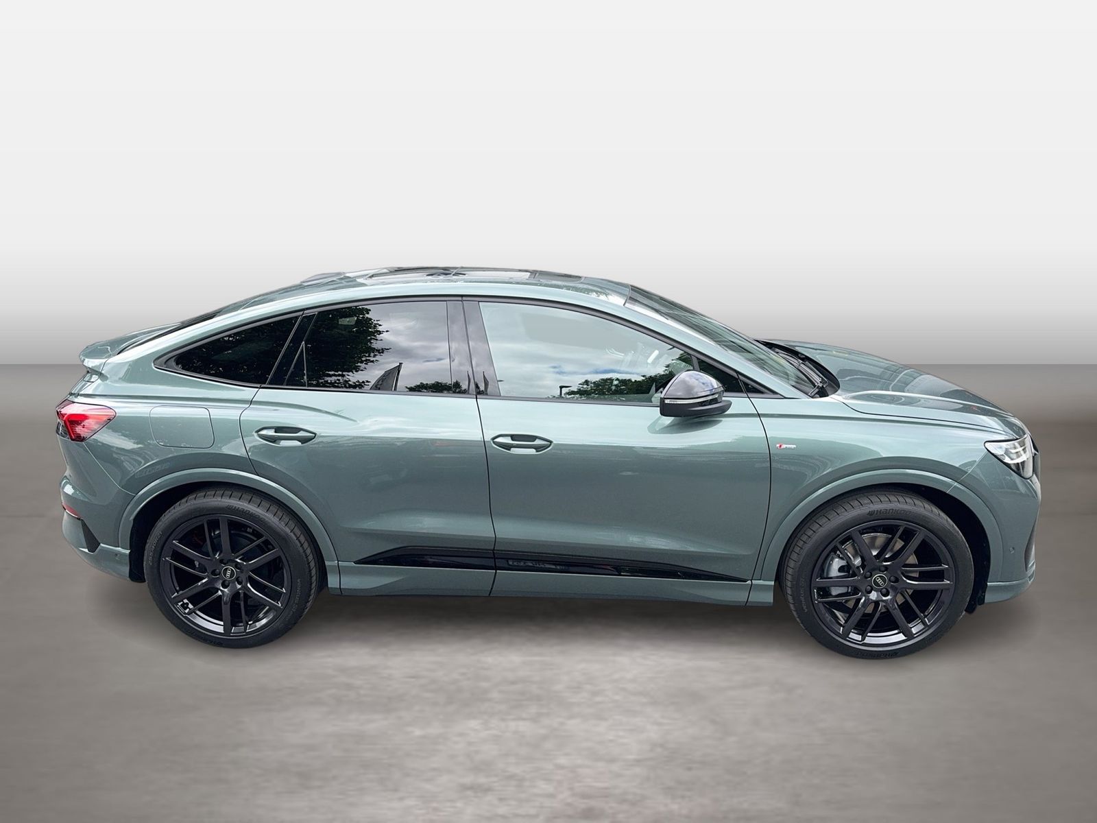 Fahrzeugabbildung Audi Q4 Sportback e-tron quattro performance 250 kW