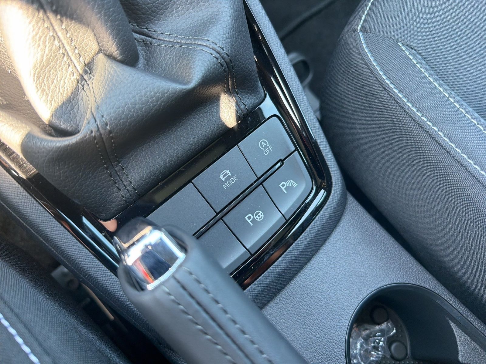 Fahrzeug autohaus mense Fahrzeugabbildung SKODA Kamiq 1.5 TSI Monte Carlo Matrix AHK Pano SD ACC