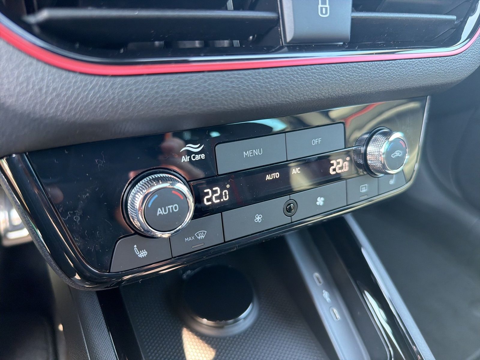 Fahrzeug autohaus mense Fahrzeugabbildung SKODA Kamiq 1.5 TSI Monte Carlo Matrix AHK Pano SD ACC