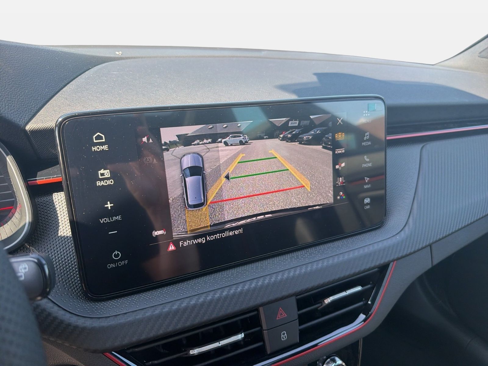 Fahrzeug autohaus mense Fahrzeugabbildung SKODA Kamiq 1.5 TSI Monte Carlo Matrix AHK Pano SD ACC