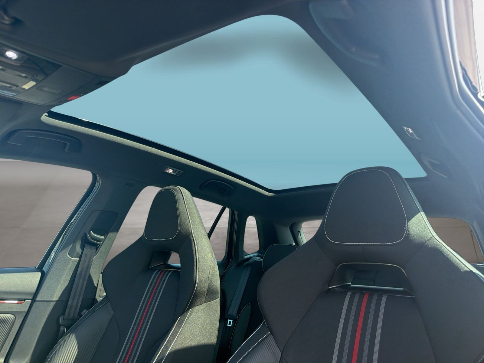 Fahrzeug autohaus mense Fahrzeugabbildung SKODA Kamiq 1.5 TSI Monte Carlo Matrix AHK Pano SD ACC