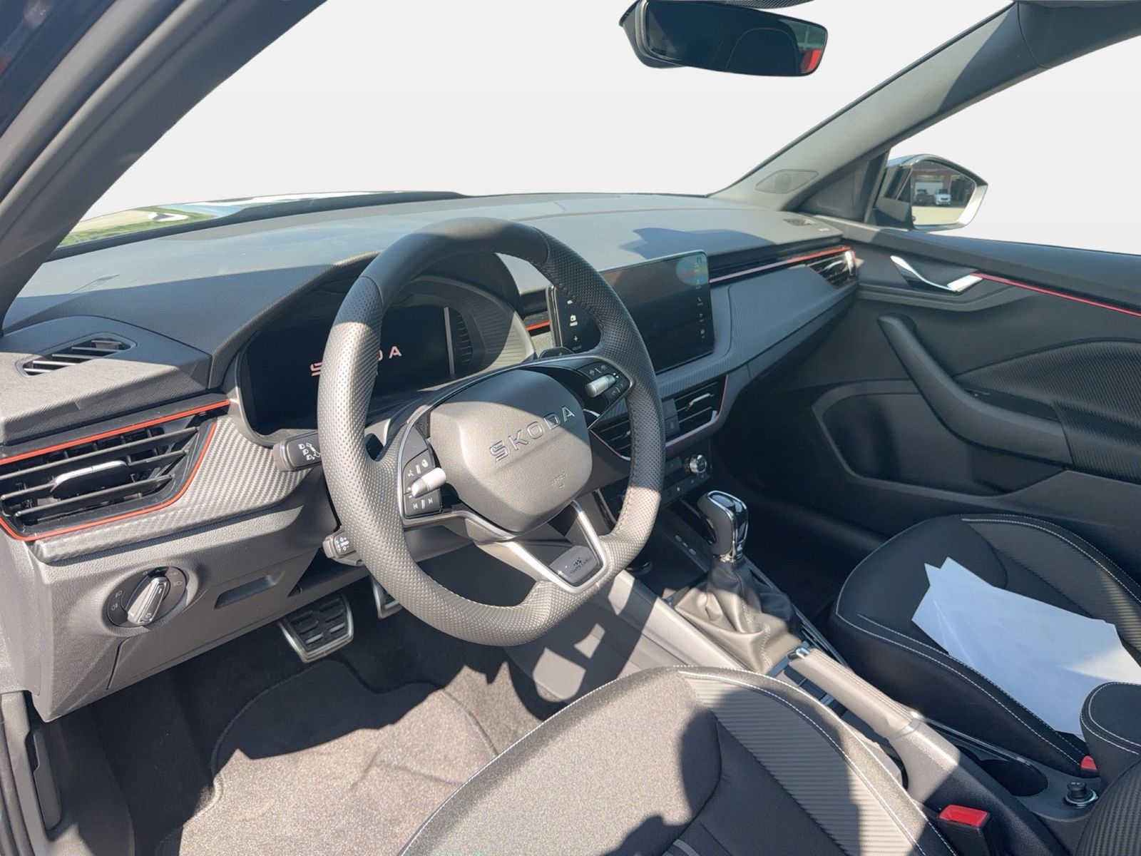 Fahrzeug autohaus mense Fahrzeugabbildung SKODA Kamiq 1.5 TSI Monte Carlo Matrix AHK Pano SD ACC