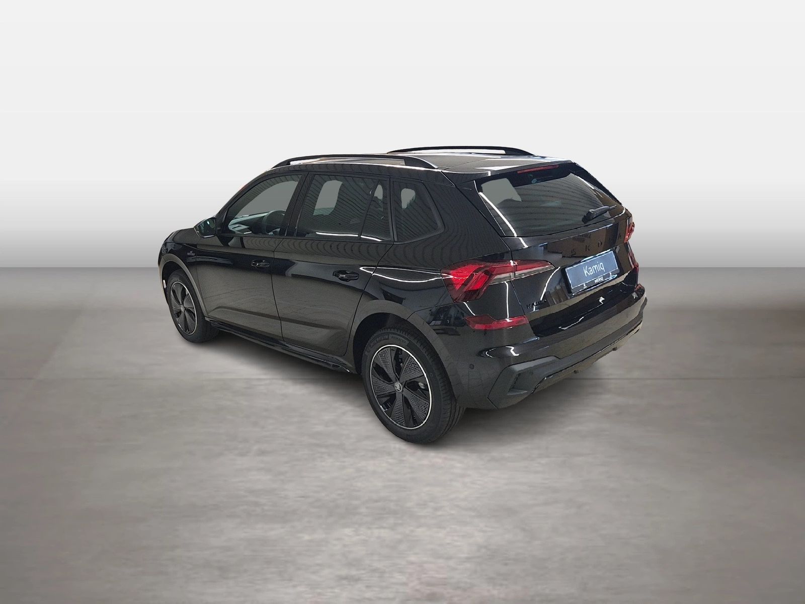 Fahrzeugabbildung SKODA Kamiq 1.5 TSI Monte Carlo Matrix AHK Pano SD ACC - mit KI generiert/bearbeitet